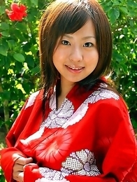 Hitomi Kitamura with big knockers loves water on her body