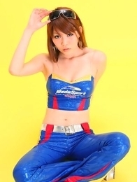 Minami Haduki busty is hot cupcake in blue latex outfit