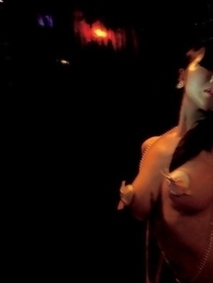 Neo babe with firm big boobs in kinky bra is club dancer