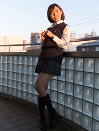 Busty Japan teen  Fujikawa Reina in schoolgirl uniform
