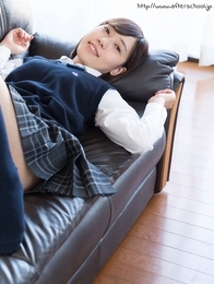 Busty Japan teen Fujikawa Reina in schoolgirl uniform